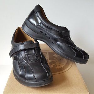 Deer Tracks Women's Loafers Black Leather Size 5M